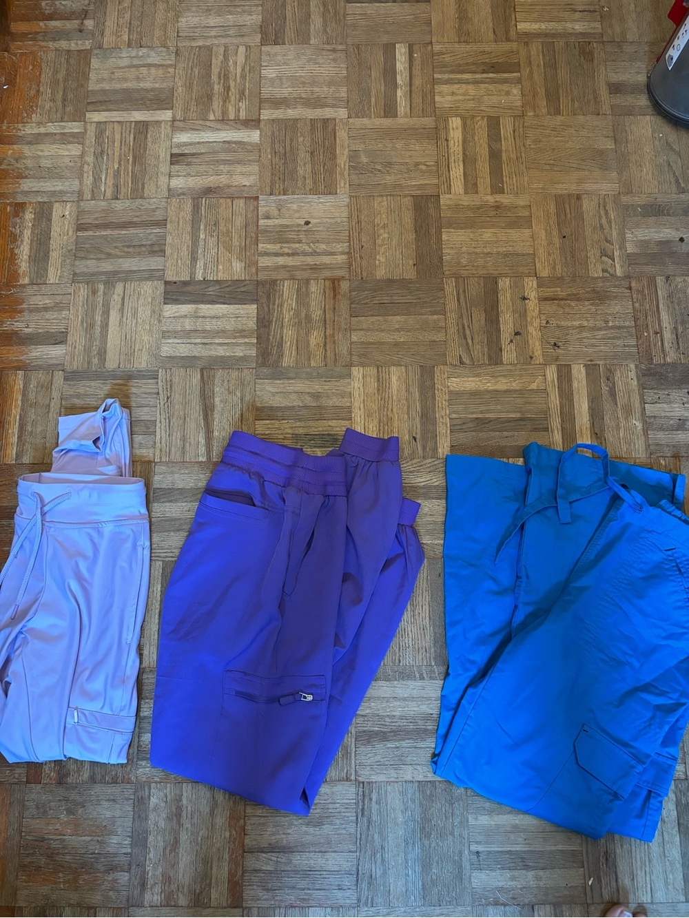 3 pairs of Scrub pants